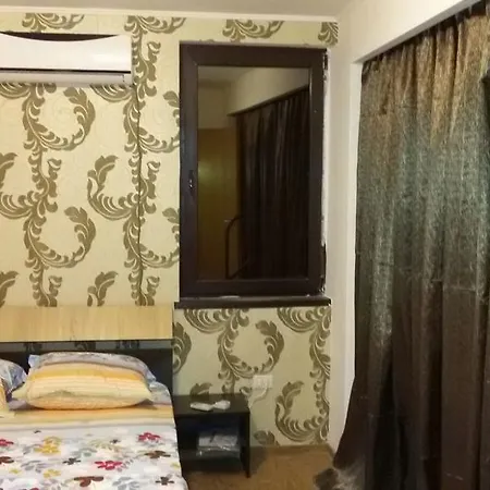 Apartamento Madalin *
