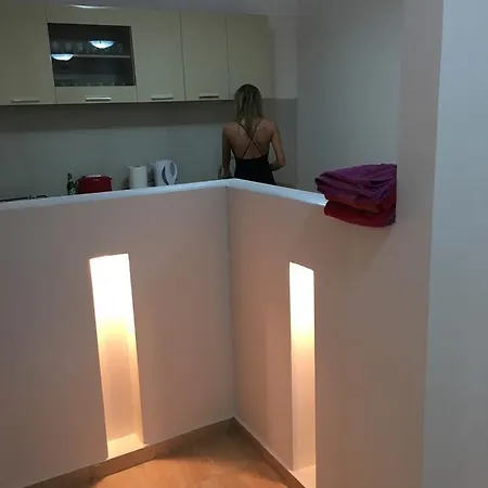 Apartamento Madalin